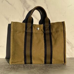 SOLD Hermès Green Toile Fourre-Tout PM